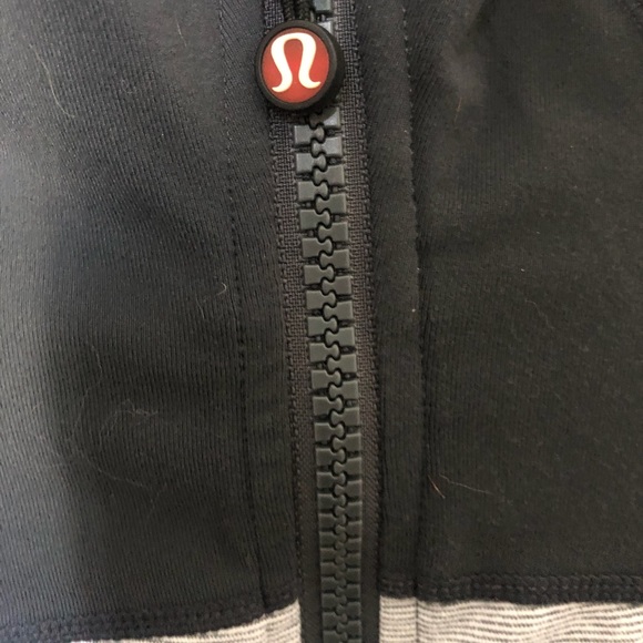 Lululemon jacket - Picture 3 of 5